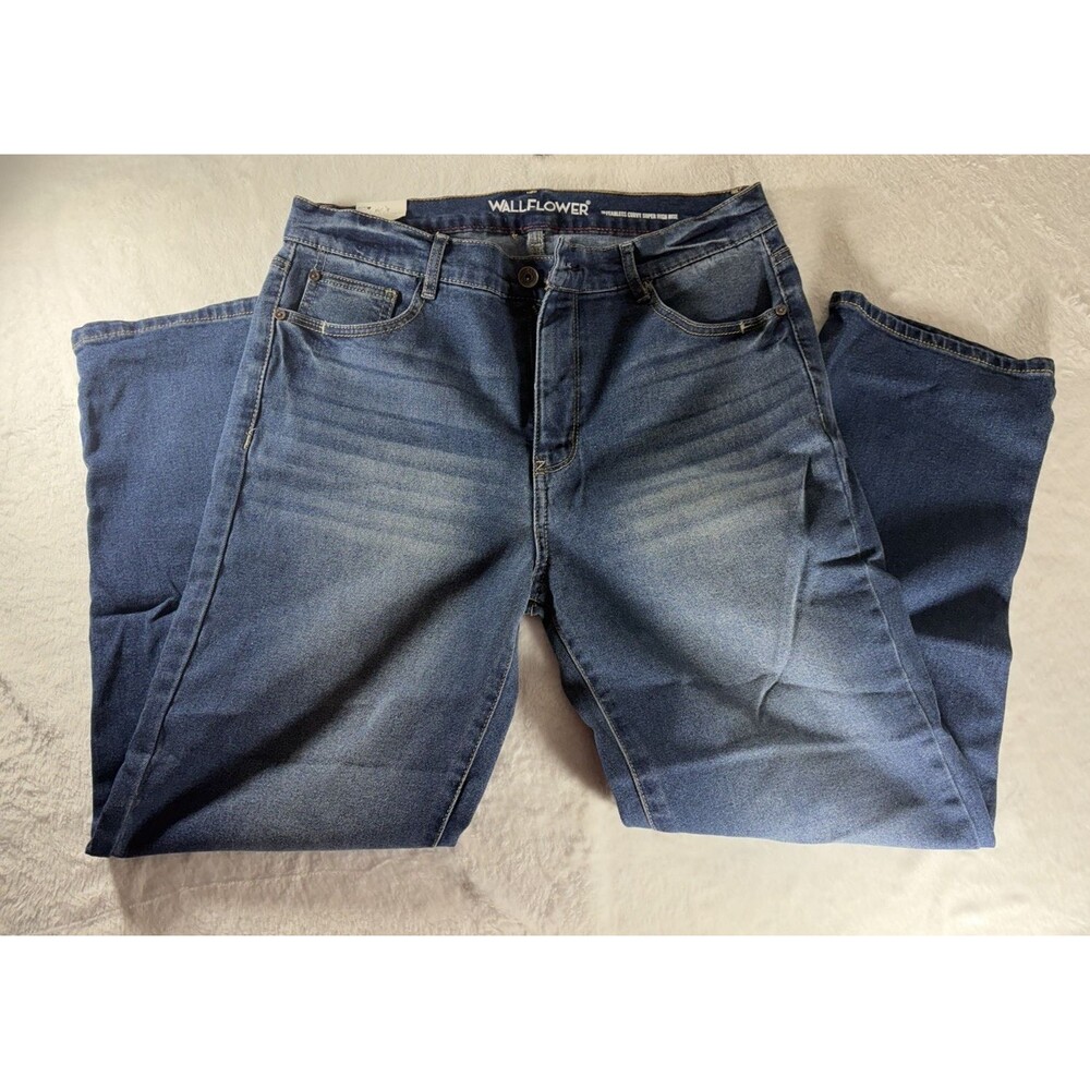 Wallflower Stellar Straight Ankle Women's Jeans 11/30 Regular